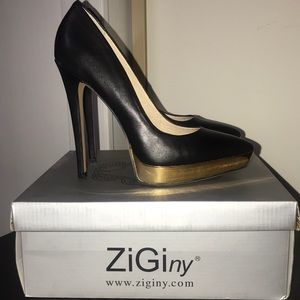 NWT ZiGiny Black Project Heels